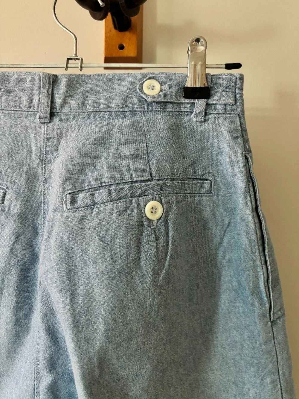 GAP • Vintage • high waisted pleated chambray shorts - Picture 12 of 12